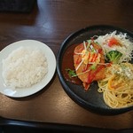 レストラン松新 - 日替りランチ　680円