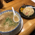 元祖赤のれん 節ちゃんラーメン - ラーメンAセット