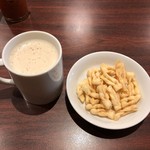 Tashi Dere - バター茶とカプセ
