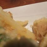 手打ち蕎麦 ほかげ - 筍と山菜天婦羅（静岡等）　ズームアップ