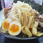 Ramen Gyozakuraou - もやもり　910円