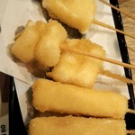 恵美須商店 - 3種のチーズ串盛り合わせ（プロセス､モッツァレラ､カチョカバロ）