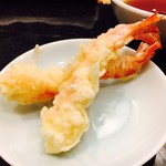 割烹 天ぷら 三太郎 - 海老は塩と天つゆで
