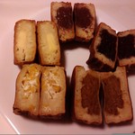 YAKIYAKIやまと 長岡駅前店 - 中身♪（左上から　チョコ・チーズ・あんこ・マヨコーン・カレー）