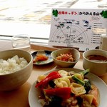 丘珠キッチン - エプロン絡みのイベントメニュー；今回は"鮭と帆立のクリーム炒め定食"ﾃﾞｽ(^^♪～ @2018/12/16