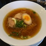 小籠包 真 - 醤油ラーメン