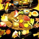 日本料理 あづま - 彩りパレットと地酒まつり3600円のパレット盛り