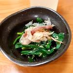 魚市場 小松 - ほうれん草のお浸し