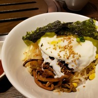 焼肉トラジ ルクア大阪店 - 目玉焼きのせピビンバ