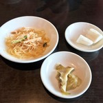 四川料理 シュン - 春雨と野菜の和え物、ザーサイ、蕪の甘酢漬け