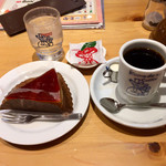 コメダ珈琲店 - プリンケーキとブレンドコーヒー