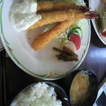 すばる - エビフライ　みそ汁　ライス付き　本日1100円