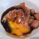 ユニッソン デ クール - ブルゴーニュ風 卵のムレット　卵が割れた状態