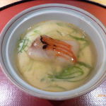 みこころや - お凌ぎ（金目鯛と九条葱の茶碗蒸しに生姜風味の餡かけ） 