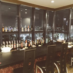 EL TOP - 外向きのカウンター