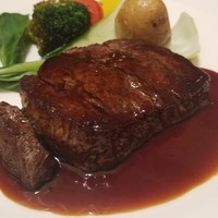 カシュカシュ - 「牛フィレ肉のステーキ」
