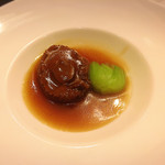 香桃 - 姿鮑のオイスターソース煮込み