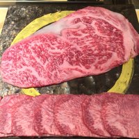 東京肉しゃぶ家 - 牛タンとサーロイン