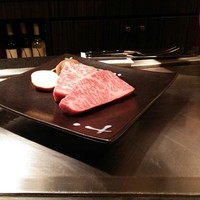 神戸牛すてーきはうす香西 - ステーキ肉