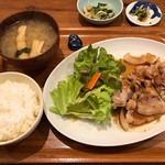 アパートメント食堂 なか川 - 