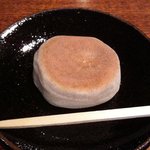 一保堂茶舗 喫茶室 嘉木 - 2011年秋 「ゑびす屋加兵」“矢来餅”