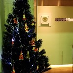 レストラン ラ・フロレゾン・ドゥ・タケウチ - お店の外にはクリスマスツリー❤️