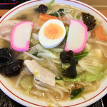 更科 - 私は久々に「五目中華」をオーダーです♫