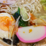 更科 - 半分食べてから、「ラー油」を投入して、味変♫