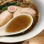 ラーメン屋 トイ・ボックス - 鶏、豚、鮭節、ムロ鯵等の優しくあと引くスープ