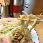 ラーメンの店 まんじ - 二郎系の麺