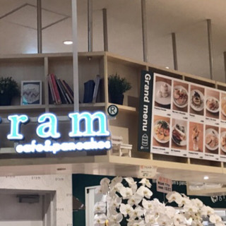 カフェ&パンケーキ グラム_2