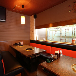 Cheers after work♪ Enjoy authentic Yakiniku (Grilled meat) in a relaxing space where you can take a breather!