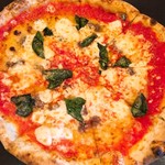 ナポリピッツァ Pizzeria la Rossa - ロマーナ。