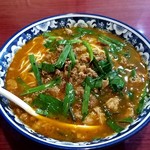 家宴 - 台湾ラーメン680円+大盛100円