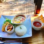 UEKIYA CAFE 272 - シーフードカレーランチ 880円 辛5＋50円