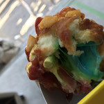 レインボーモッツァレラハットグ - レインボー