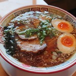 かもめ食堂 - かもめラーメン味卵のせ(醤油)