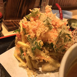 味奈登庵 - 今日も大きく野菜かき揚天ぷら♡