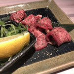 京の焼肉処 弘 三条木屋町店 - 厚切り上塩タン