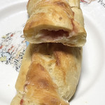 満寿屋商店 - ロケットパンの断面