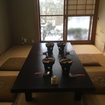 東乃雪 - 全個室は庭を見ながらお食事