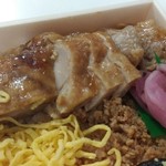 Iwate No Obentou - 鶏肉が二種