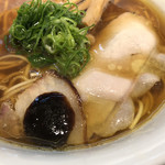 Japanese Soba Noodles 蔦 - 2種のチャーシューにトリュフクリーム