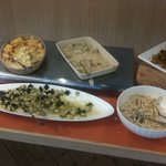 フレンチキッチン ルヴェ ソン ヴェール - サラダ（前菜）バー