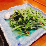 Ganso Gyouza Wagou Gyouza - 空心菜の炒め物