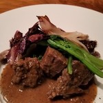 フィリペペ - 牛ほほ肉の赤ワイン煮込み。お肉、柔らかいです。ホロホロに煮込まれています。