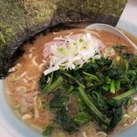 横浜家系ラーメン みさきや - 