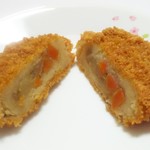 イチ ハチ マル サンマルコキッチン - 肉じゃがを更にポテトでくるんでいます