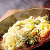 京城園 - 料理写真:「石焼きチーズピビンバ」は６割の人が注文するほどの人気。とろ～りチーズとおこげが相性バツグン！（1,000円）