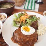 コーデュロイカフェ - ハンバーグランチ